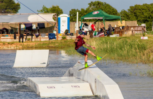 Simple Wake cable Park actividades divertidas en Barcelona